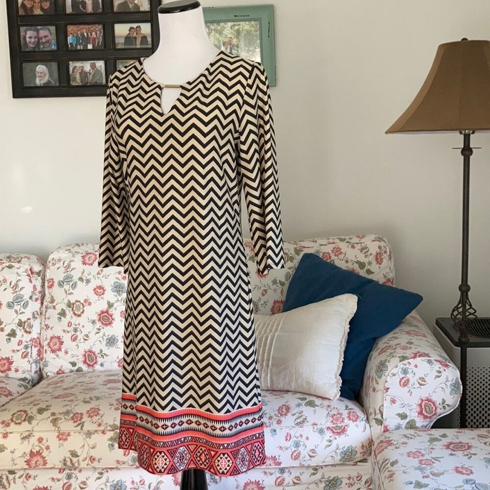 Tacera Tan & Black Chevron Pullover Dress, Size PS